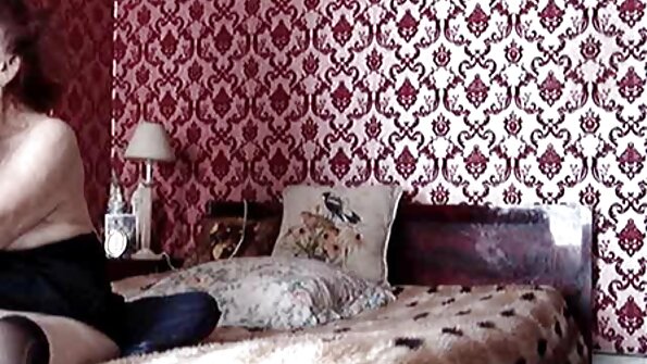 Gracie ist ein junges Mädchen, das ihren Stiefbruder liebt