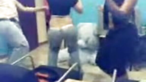 Hot MILF India Summers älskar slarviga POV -avsugningar