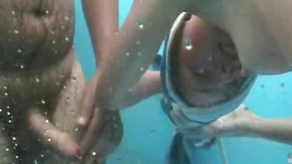 Schwarzer Kerl darf das schöne Model Abigail Mac ficken