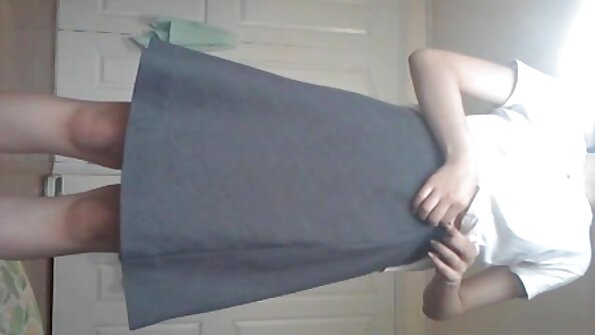 Lana Rhoades bekommt nach dem Sex ein Gesicht voller Sperma