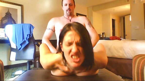 Bikiniskönheten Teagan Presley förför en tagen kille