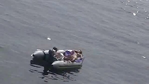 Wild FFM trekant för att avsluta sin perfekta semester