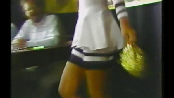 Söta blondin Lucy Tyler är en underbar POV -stjärna