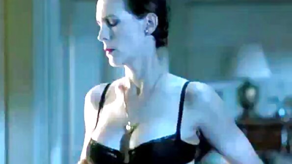 Tia Cyrus och Karma RX knullas av sin massör