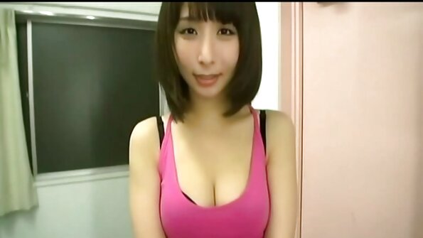 Scrawny tonåring Kimmy Granger körd av sin mammas BF