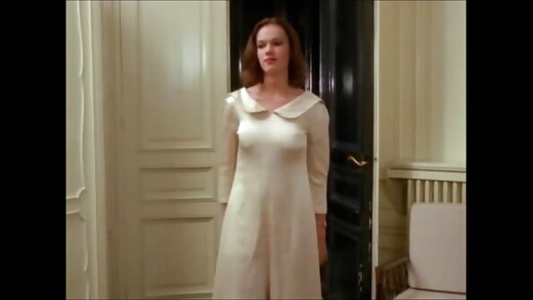 Anal knullar med en brunett tonåring Emily Willis