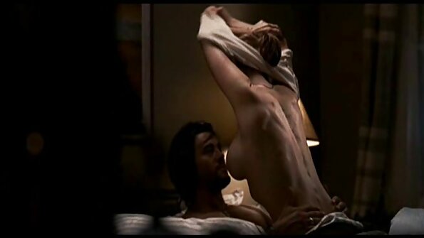 Kitana knullar Johnny Cage i en porrparodi med MK -tema