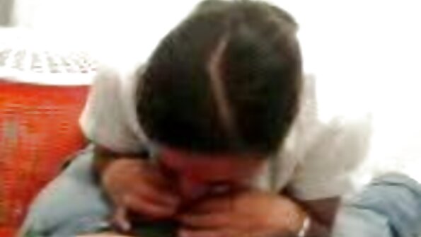 Sexiga Blair Williams får sin bystiga kropp som används för sex