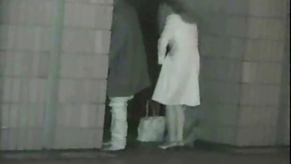 Edyn Blair ist eine MILF, die weiß, was sie wirklich will