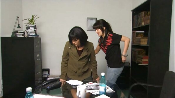 Lutro Steel smäller Lovita Fate och Therese Bizarre