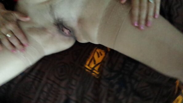 Tina Hot får en dubbelpenetrerad som dess notering